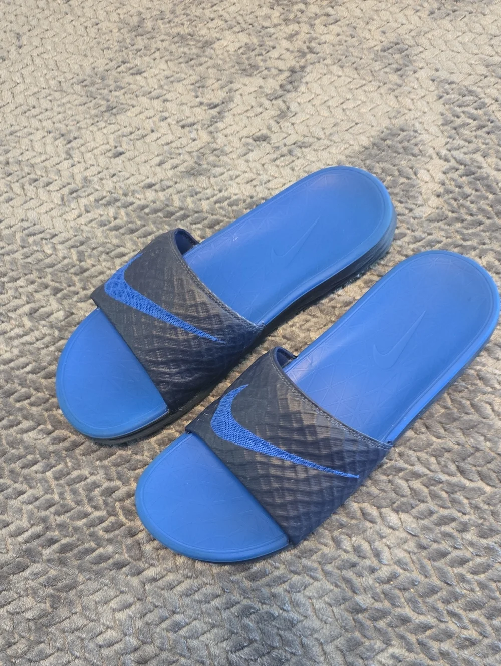 Nike Benassi Solarsoft 2 Men’s Size 12 Blue Slides Sandals 705474-440